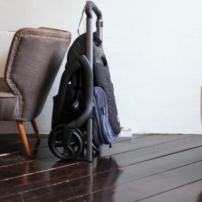 ドラゴンフライは折りたたんでもソファの高さ以下